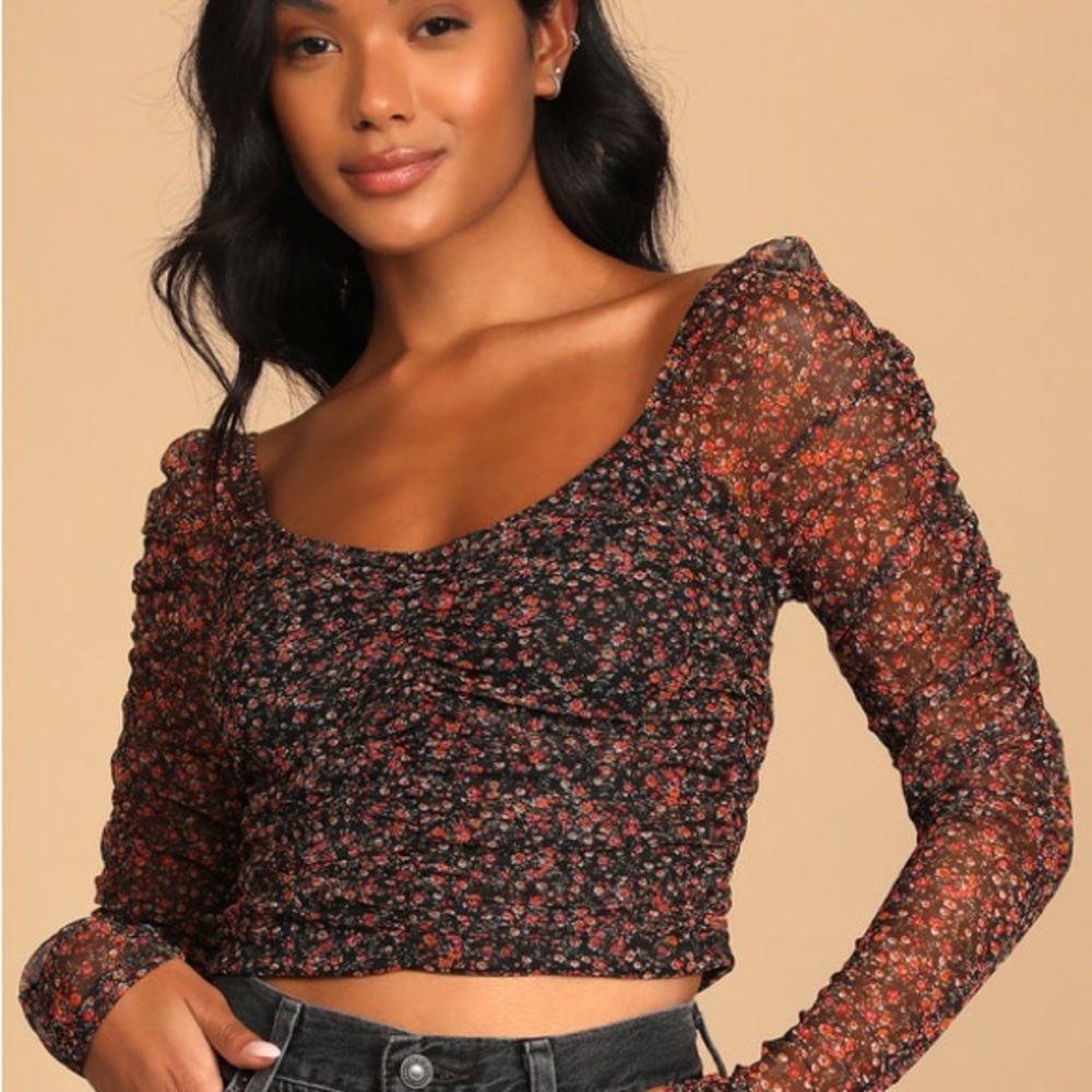 Lulu's Black and Red Floral Crop Top